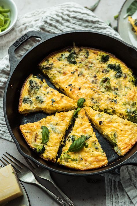 Egg Frittata Recipes, Leek Frittata, Fluffy Gluten Free Pancakes, Broccoli Frittata, Vegetable Frittata Recipes, Easy Frittata Recipe, Easy Frittata, Veggie Frittata, Vegetable Frittata