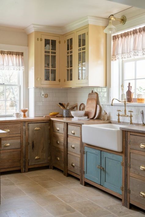 14 Two-Tone Kitchen Ideas to Elevate Your Home’s Design - My Decor Inspo Kitchen Sink Cabinet Different Color, Mixed Wood Kitchen, Two Color Kitchen Cabinets, Dwell Kitchen, Blue And Cream Bedroom, Cream Bedroom Ideas, Vintage French Kitchen, White Upper Cabinets, Stained Kitchen Cabinets