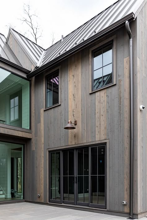 Weathered Wood Exterior, Vertical Wood Siding House Exterior, Cedar Wood Siding Exterior, Grey Cedar Siding Exterior, Horizontal Cedar Siding Exterior, Dark Cedar Siding, Modern Cedar Siding, Light Wood Siding, Wood Plank Exterior Siding