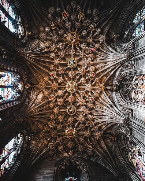 All Posts • Instagram St Giles Cathedral Edinburgh, St Cuthbert, Scotland Tours, St Giles, New College, Edinburgh Castle, Edinburgh Scotland, Ap Art, Photo Location