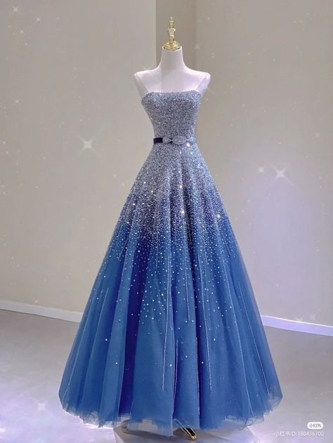 Kpop Concert Outfits, Dreamy Gowns, Kpop Concert, Gowns Dresses Elegant, Classy Prom Dresses, Old Fashion Dresses, Concert Outfits, Princess Ball Gowns, Prom Dress Inspiration