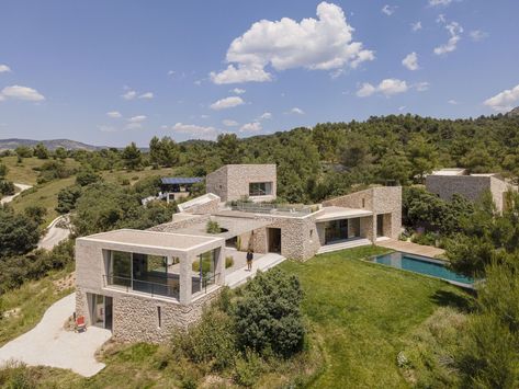 Gallery of Villa Icaria House / Arquitectura al descubierto - 12 Architectural Section, Exposed Concrete, Polished Concrete, Stone Houses, Stone House, Family House, Residential Architecture, Concrete Floors, Summer House