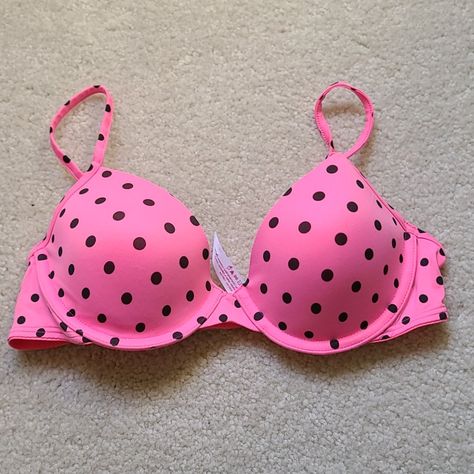 Polka-Dot Pink Victoria Secret Bra. Never Worn. 32a Bra, Dark Skin Boys, Victoria Secret Pink Bras, Birthday Inspo, Cute Bras, Organization Decor, 2000s Fashion Outfits, Lingerie Outfits, Victoria Secrets