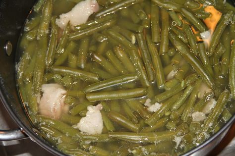 Slow Cooked Green Beans, Southern Style Green Beans, Crockpot Green Beans, Southern Green Beans, Southern Greens, Pork Seasoning, Deep South Dish, Salt Pork, Gluten Free Sides Dishes