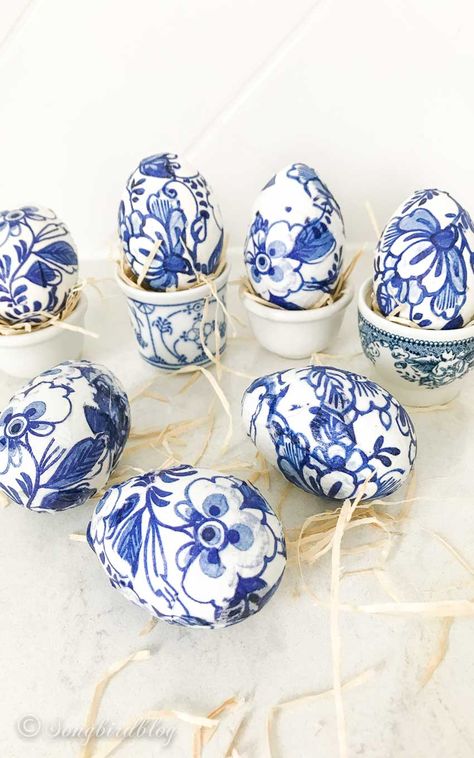 Decoupage Easter Eggs with Tissue Paper (Tips, Tricks and Tutorial) - Songbird Easter Egg Decoupage, Blue Flower Fabric, Decoupage Easter Eggs, Easter Craft Projects, Spring Easter Eggs, Making Easter Eggs, Easter Egg Art, Easter Napkins, Decoupage Tissue Paper