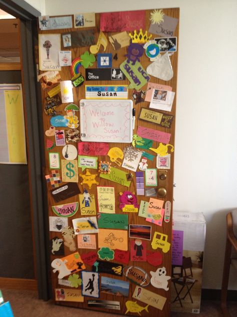 Door decs galore... I hope to make my office door look like this :) College Door Decs, Dorm Door Ideas, Ra Event Ideas, Door Tag Ideas, College Event Ideas, Ra College, Ra Door Tags, Door Dec Ideas, Cubby Tags