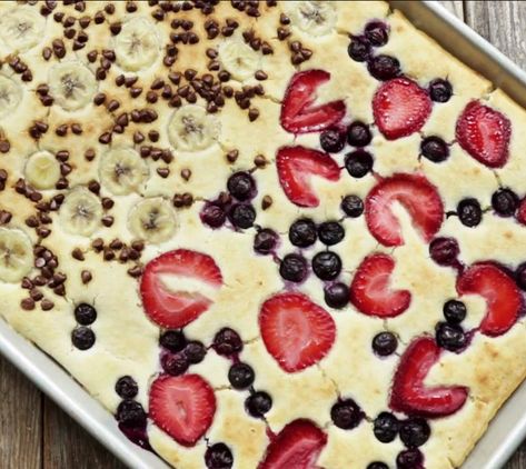 5 Sheet Pan Recipes To Feed a Crowd Sheet Pancakes, Brunch Crowd, Recipes To Feed A Crowd, Meals For A Crowd, Buttermilk Baking, Sheet Pan Meals, Pancake Shapes, Buttermilk Pancake, Buttermilk Pancake Mix