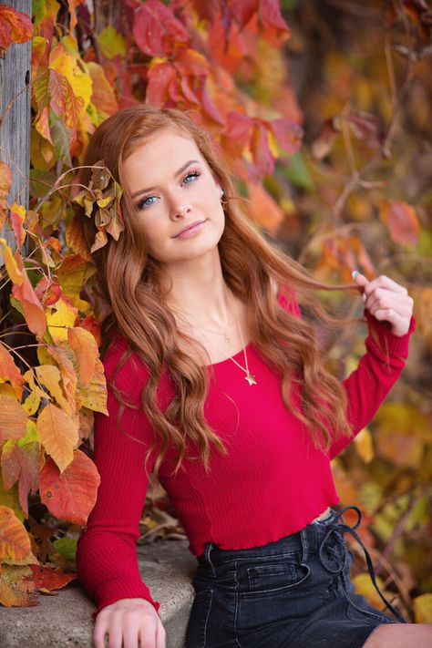 Lehia Erger Photography & Design | Seniors by Lehia Spring Snow, Cedar Rapids Iowa, Gorgeous Flowers, Model Call, Cedar Rapids, Mini Session, Senior Pics, High School Senior, Senior Session