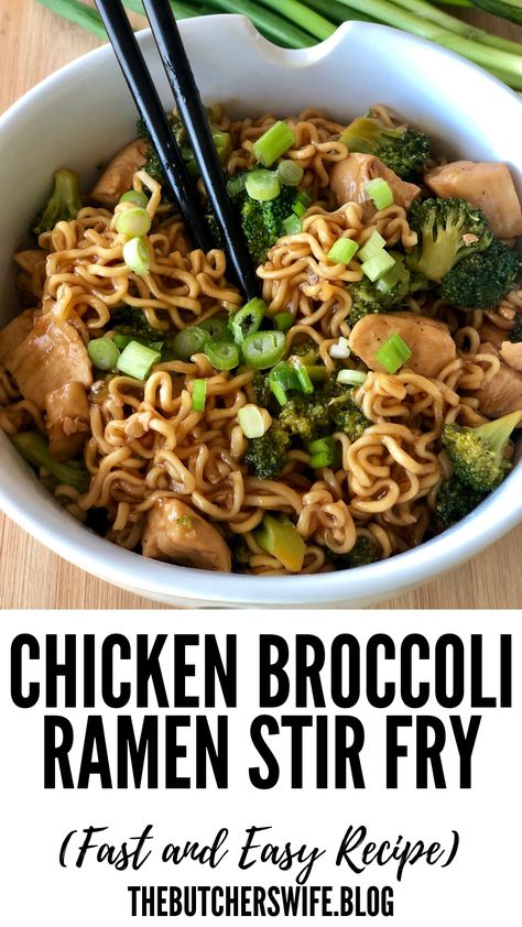 Chicken Broccoli Ramen, Broccoli Ramen Stir Fry, Top Ramen Recipes, Broccoli Ramen, Chicken Ramen Recipe, Ramen Dinner, Ramen Recipes Easy, Ramen Stir Fry, Japanese Sauce