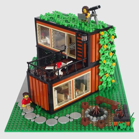 Container House | A single family house made of shipping con… | Flickr Lego Family House, Modern Lego House, Lego Diy Projects, City Diorama, Lego Ninjago City, Lego Hobby, Lego House Ideas, Lego Houses, Lego Winter