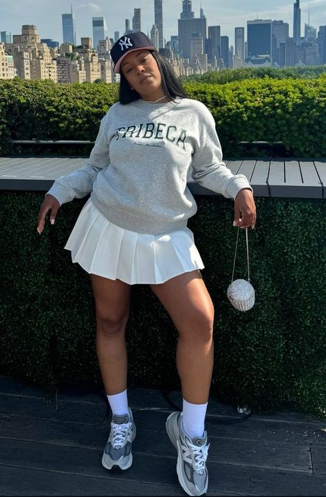 Tennis Skirt Hoodie Outfit, Blue Skirt Outfit Black Women, Sweat Shirt And Skirt Outfits, Fluffy Skirt Outfit, Sweatshirt With Skirt, Blue Skirt Outfits, Shirt And Skirt, Fluffy Skirt, Cute Swag Outfits