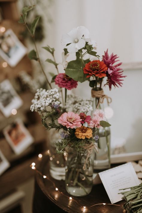 Garden for Wedding Ceremony & Reception at Home with DIY Decor Herb Wedding Centerpieces, Herb Wedding, Rustic Diy Decor, Wildflower Centerpieces, Wedding Color Schemes Spring, Virginia Photography, Eclectic Wedding, Rock My Wedding, Marquee Wedding