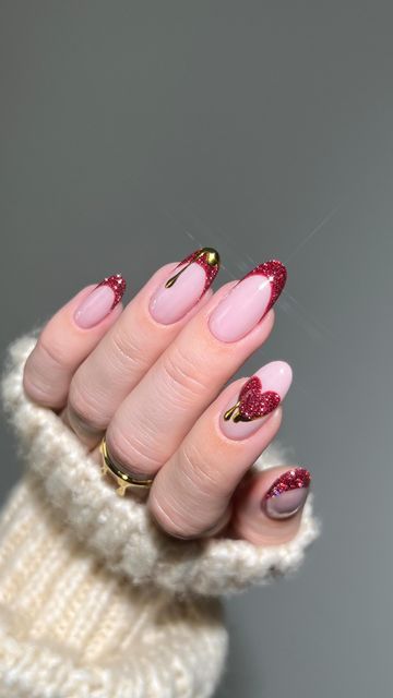 Santa Nails, Candy Cane Nails, Red Christmas Nails, Nagel Tips, Cute Christmas Nails, Christmas Nails Easy, Christmas Gel Nails, Her Nails, Christmas Nails Acrylic