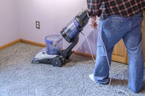 How to Clean Carpets With White Vinegar | eHow Vinegar And Water Cleaner, Baking Soda On Carpet, Carpet Shampooer, Carpet Cleaning Recipes, Clean Car Carpet, Cleaning Quotes, Dry Carpet Cleaning, Carpet Cleaner Homemade, Deep Carpet Cleaning