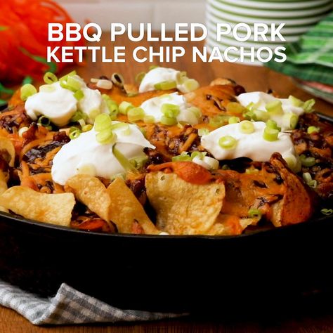 Bbq Pulled Pork Kettle Chip Nachos Recipe by Tasty Kettle Chip Nachos, Bbq Nachos, Bbq Chips, Bbq Potatoes, Potato Chip Recipes, Pulled Pork Nachos, Pork Nachos, Nacho Chips, Smoked Pulled Pork