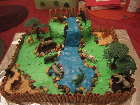 Zoo cake Zoo Birthday Cake, Waterfall Cake, Jungle Birthday Cakes, Zoo Cake, Zoo Birthday Party, Safari Cake, Animal Birthday Cakes, Dino Cake, Jungle Thema