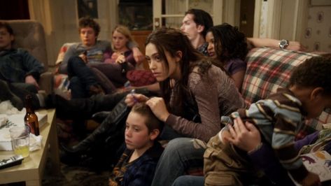 Gallagher Family Shameless, Shameless Banner, Shameless Family, Shameless Show, Fiona Banner, Shameless Cast, Fiona Gallagher, Shameless Characters, Shameless Tv Show