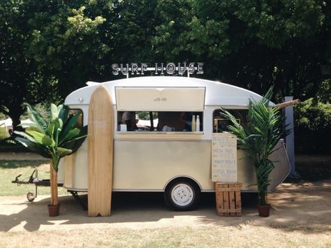 Surf House Barcelona #foodtruck Beachy Food Truck, Beach Food Truck, Foodtruck Design, Shattered Vows, Surf Truck, Beach Theme Food, Coffee Food Truck, Pizza Food Truck, Surf Coffee