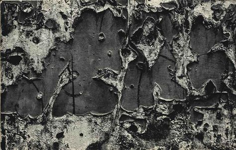 Aaron Siskind, Chicago, 1948 Aaron Siskind, Environment Photography, A Level Photography, Black And White Photograph, Expressionist Painting, Modern Photography, Types Of Photography, Artist Life, Detail Art