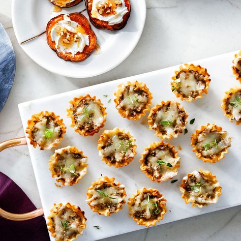 Mushroom-Stuffed Phyllo Cups Favorite Party Appetizers, Last Minute Appetizer, Southern Living Recipes, Phyllo Cups, Brie Bites, Easter Appetizers, Pastry Shells, Appetizer Bites, Potato Skins