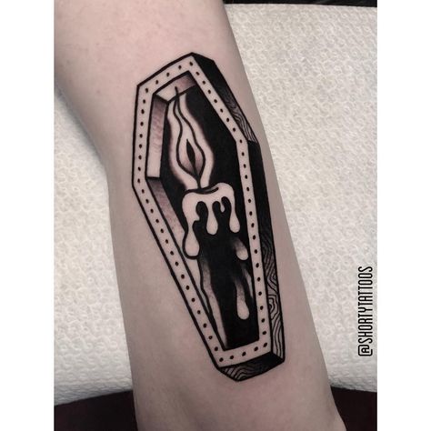 Coffin American Traditional Tattoo, Coffin Tattoo Simple, Coffin Tattoo Ideas, Traditional Tattoo Coffin, Traditional Coffin Tattoo, Coffin Tattoo Design, Coffin Tattoos, Traditional Candle Tattoo, Vibe Tattoos