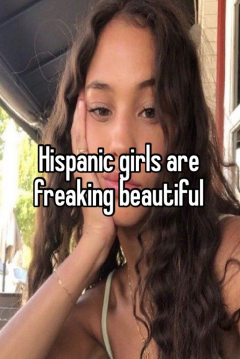 Curly Hair Whisper, Latina Whispers, Hispanic Curly Hair, Hispanic Girl Aesthetic, Latino Memes, Baddie Stuff, Hispanic Girl, Baddie Vibes, Whispering Angel