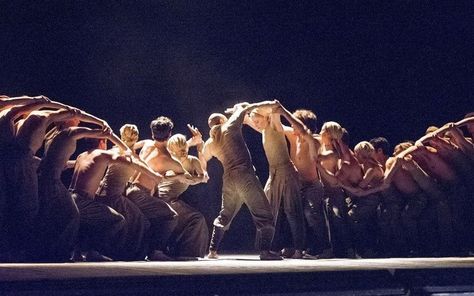 Looks like something that I would choreograph.... Movement Theatre, Akram Khan, Animals Running, English National Ballet, Physical Theatre, Theatre Inspiration, Theatre Performance, The Barbican, New Dance