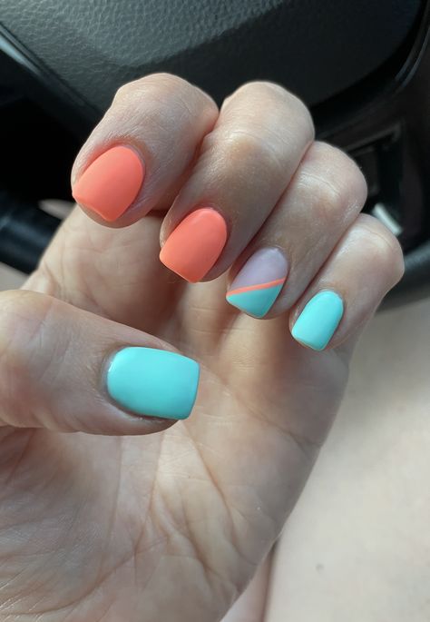 Summer Nails Teal Aqua, Teal Nail Color Combos, Coral And Blue Nails Summer, Coral Turquoise Nails, Orange And Teal Nails Summer, Tiffany Blue And Pink Nails, Teal Coral Nails, Pink And Coral Nails Summer, Pink And Blue Beach Nails