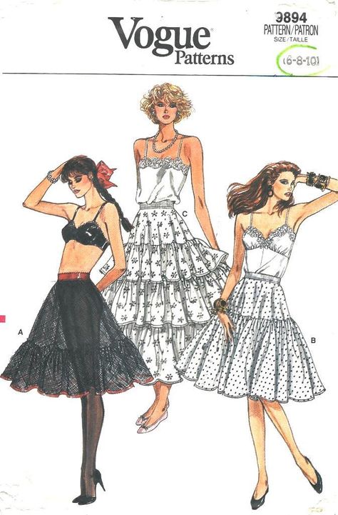 Petticoat Pattern, Petticoat Skirt, Vintage Vogue Sewing Patterns, Lingerie Patterns, Vogue Vintage, Lingerie Vintage, Couture Mode, Vogue Patterns, Womens Sewing Patterns