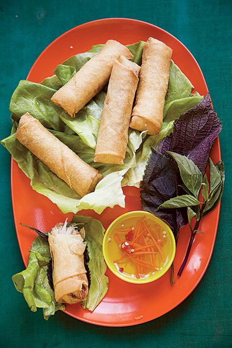 Crab Spring Rolls-- For making spring rolls, most Vietnamese-American home cooks use the spongy, wheat-based wrappers called TYJ Spring Roll Pastry, which are made by the Spring Home company. They're available frozen at most Asian food stores. Asian Finger Food, Crab Spring Rolls, Blue Crab Recipes, Chicken Spring Rolls, Vietnamese Spring Rolls, Pork Salad, Spring Roll Recipe, Crab Recipes, Summer Rolls