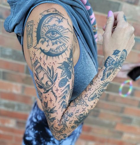 Random Tattoo Arm Sleeve, Full Sleeves For Women Tattoo, Symmetrical Arm Tattoo Women, Leg Sleeves For Females Traditional, Sparkle Tattoo Sleeve Filler, Filler Designs For Tattoos, Traditional Tattoo Art Filler, Sun Moon Sleeve Tattoo, Womens Quarter Sleeve Tattoo Upper Arm