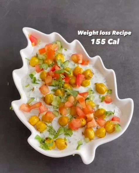 Arti Sahani | Learn Lively on Instagram: "2 Healthy Weight Loss Diet Recipes! 1- Chia seed chickpea yogurt bowl/raita/salad #weightlossfood Have it as part of the lunch or as mid meal snacks✅👌 #healthyrecipe Ingredients & Nutritional Value- 1/2 tsp olive oil- 20cal 1/2 cup low fat curd- 67.4cal 3 tbsp cucumber- 3.7cal 1 tbsp tomato- 2.2cal 1.5 tbsp soaked chia seeds- 11.8cal 30g boiled white chickpea- 49.2cal 1/4 tsp cumin seeds Salt to taste Green chilli to taste Roasted cumin powder to taste Soak Chia Seeds, Cumin Seeds, Yogurt Bowl, Green Chilli, Chickpea Salad, Chia Seeds, Healthy Weight, Diet Recipes, Chia