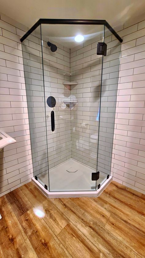 Small Bathroom Neo Angle, Small Stand Up Shower Remodel Bathroom Ideas, Square Glass Shower Ideas, Corner Shower Door Ideas, Neo Angle Shower Small Bathroom, Neo Angle Shower Tile Ideas, Angle Shower Ideas, Neo Angle Shower Ideas, Shower Doors Black