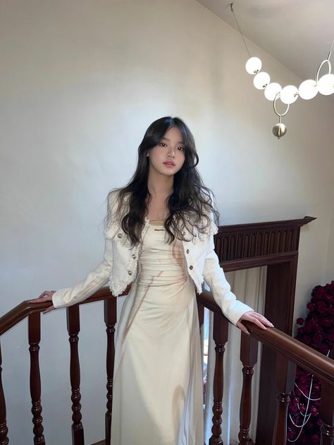 Ulzzang Girl Dress, Ulzzang Dress, Ulzzang Girl Selca, Dress And Sneakers, Hair Color Underneath, Downtown Outfits, Korean Fashion Dress, Casual Day Outfits, Korean Girl Fashion