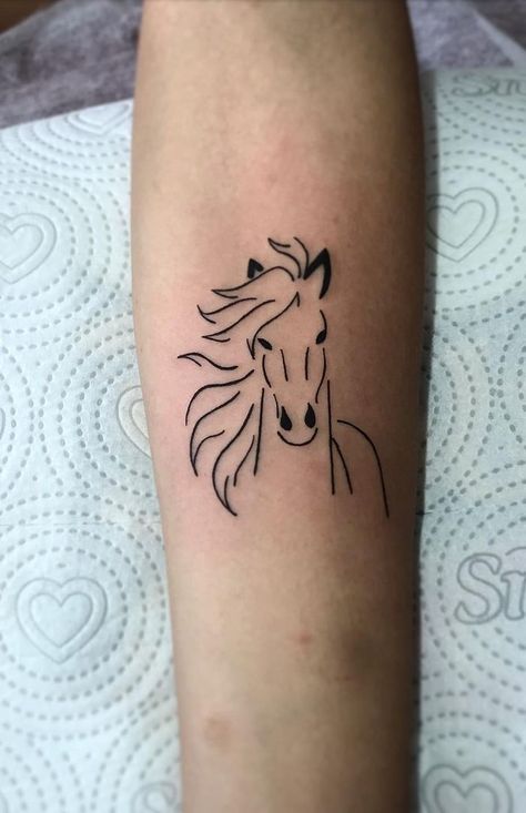 Arabian Horse Tattoo, Horse Head Tattoo, Stallion Tattoo, Small Horse Tattoo, Horseshoe Tattoo, Harry Tattoos, Horse Shoe Tattoo, Horse Tattoo Design, Cute Hand Tattoos