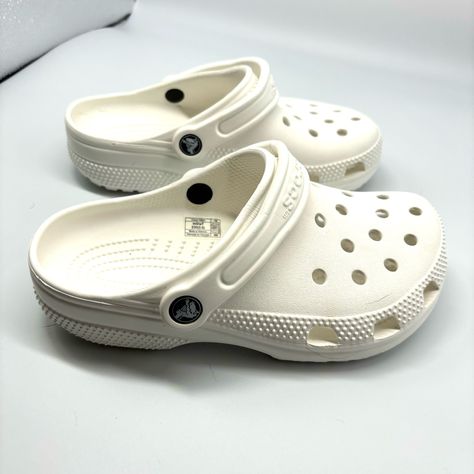 Crocs Classic Clogs White Unisex Sz 7w 5m Nwot Very Comfy Picture Number 10 Near Arch Has A Small Peach Mark Probably Would Come Off With Clorox Wipe. Hardly Noticeable. New Without Tags Crocs Aesthetic, New Crocs, White Crocs, Bday List, Shoes Crocs, Pink Bedroom Decor, Crocs Classic Clogs, Women's Crocs, Number 10