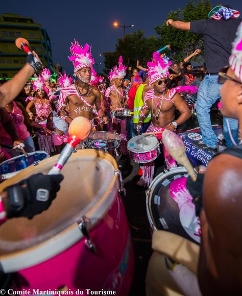 Défilé de Carnaval (MARTINIQUE) Dance Painting, Our Adventure Book, Painting Photography, Caribbean Travel, Music Dance, Adventure Book, North Coast, Entertainment, Music