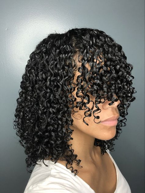 Showcasing defined shiny frizz free curls Hair Shingling Method, Shingling Method Natural Hair, 4c Defined Curls, Defined Curls Natural Hair, 3c/4a Natural Hair, Curls Products, Fluffy Curls, 3c Natural Hair, Styling Your Hair