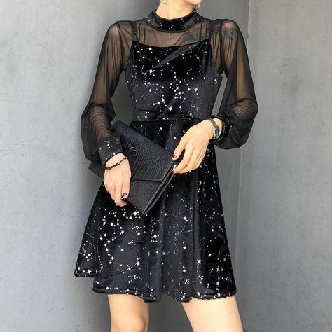 Starry Outfit Aesthetic, Alternative Semi Formal Dress, Celestial Homecoming Dress, Galaxy Dress Formal, Celestial Party Outfit, Moon And Star Outfit, Starry Night Outfit Ideas, Galaxy Core Aesthetic Outfits, Galaxy Aesthetic Outfit