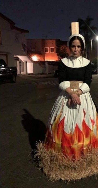 Burning Witch Halloween Costume, Hallow Costume Ideas, Witch Burned At Stake Costume, Salem Witch Costume Diy, Witch Burning Costume, Burned Witch Costume, Witch Burning At Stake Costume, Witches Night Out Costume, Halloween Concept Costumes