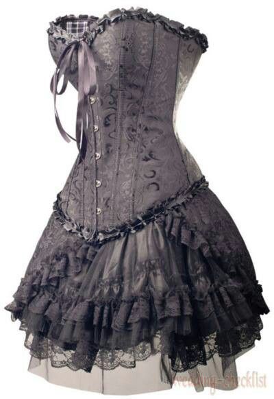 I WANT THIS!!!! And wear it around the house in black lacy thigh highs! (Not appropriate for outerwear...less'n you wanna get jumped, ya!) Styl Goth, Moda Steampunk, Mode Steampunk, Punk Skirt, Victorian Dresses, Emo Dresses, Gothic Clothes, Gothic Dress, Emo Scene