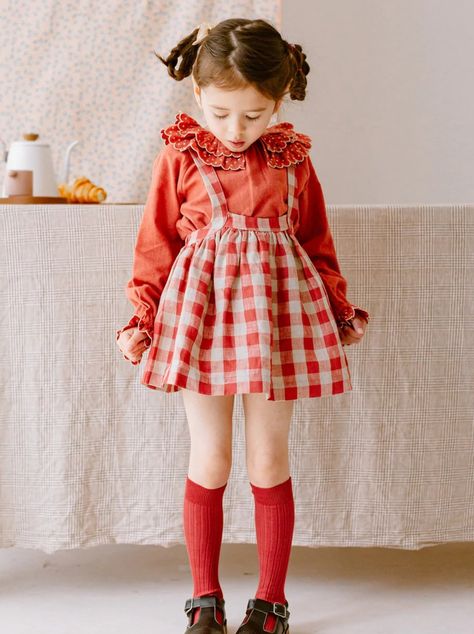 HAPPYOLOGY｜British Luxury Childrenswear | English Florals & Embroidery Kids Outfit Ideas, Luxury Kids Clothes, Children Outfits, Children Fashion, Kids Fashion Clothes, Childrens Dress, Poses References, Children Clothing, Children Clothes