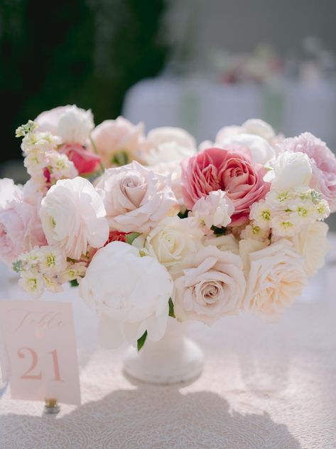 Bright Pink Wedding, English Country Wedding, English Garden Style, Garden Inspired Wedding, English Country Weddings, English Garden Wedding, English Country Garden, Colorful Wedding Flowers, Wedding Centrepieces