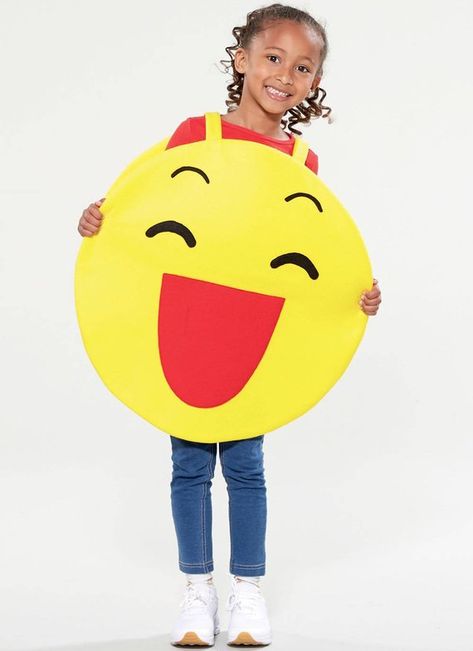 EMOJI COSTUME PATTERN / Mom - Dad - Boy - Girl / Six Faces / Easy to Do Six Costumes, His And Hers Costumes, Matching Family Costumes, Emoji Halloween Costume, Emoji Costume, Fancy Dress Costumes Kids, Costume Sewing, Halloween Matching, Costume Sewing Patterns