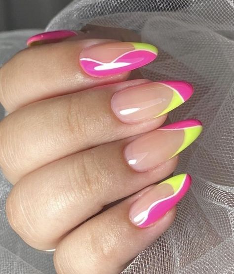 Summer Nails Trendy | Summer Nails 2023 Elegant Touch Nails, Best Nail Designs, Summer Nails 2023, Unghie Sfumate, Nails Art Designs, Romantic Nails, Ombre Nails Glitter, Trendy Nail Art Designs, Work Nails