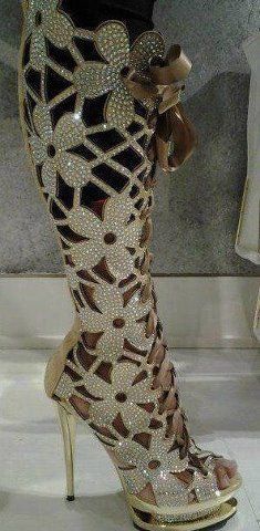 Funky Shoes, Fabulous Shoes, Hot Shoes, Shoe Closet, Crazy Shoes, Shoe Obsession, Shoe Lover, Beautiful Shoes, Bling Bling