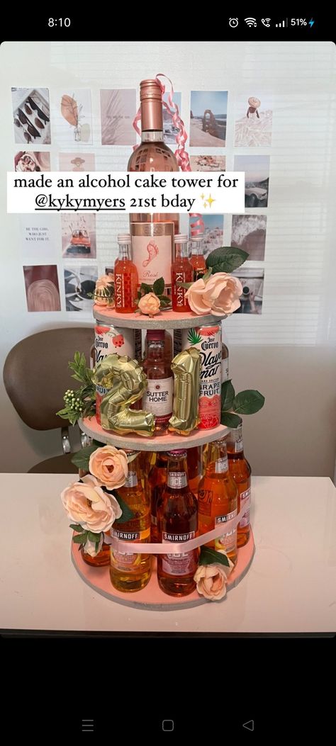 Alcohol Bday Cake, 21st Birthday Alcohol Cake Tower, 21st Alcohol Cake, Alcohol Centerpieces Parties, 21st Alcohol Tower, Drink Cake Tower, 21st Birthday Drink Cake, Shot Cake Ideas, Alcohol Tower 21st Birthday