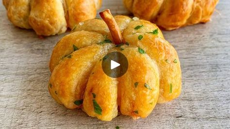 Pepperoni Sticks, Stuffed Pumpkins, Pumpkin Balls, Pizza Ball, Stuffed Pumpkin, Butter Roll, Handmade Bread, Best Appetizer Recipes, Pizza Bites