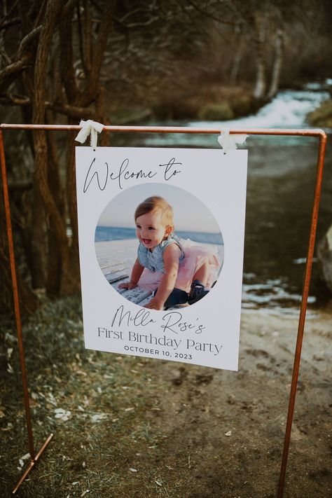 Diy One Sign For Birthday, Minimal First Birthday, First Birthday Decorations Boy, First Birthday Sign, Baby Birthday Decorations, Birthday Welcome Sign, Photo Birthday, Welcome Sign Template, First Birthday Decorations