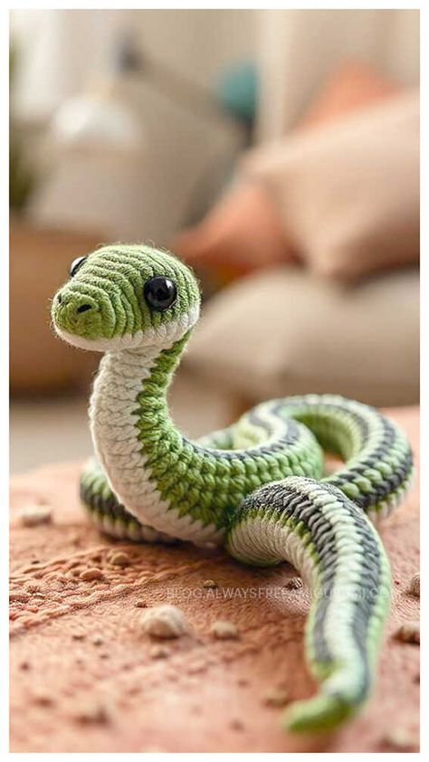 Cute Snake Amigurumi Crochet Free Pattern Snake Knitting Pattern, Ball Python Crochet Pattern Free, Crochet Snakes Free Pattern, Amigurumi Snake Free Pattern, Crochet Snake Pattern Free, Free Crochet Animals, Crochet Snakes, Crocheted Snake, Snake Crochet Pattern